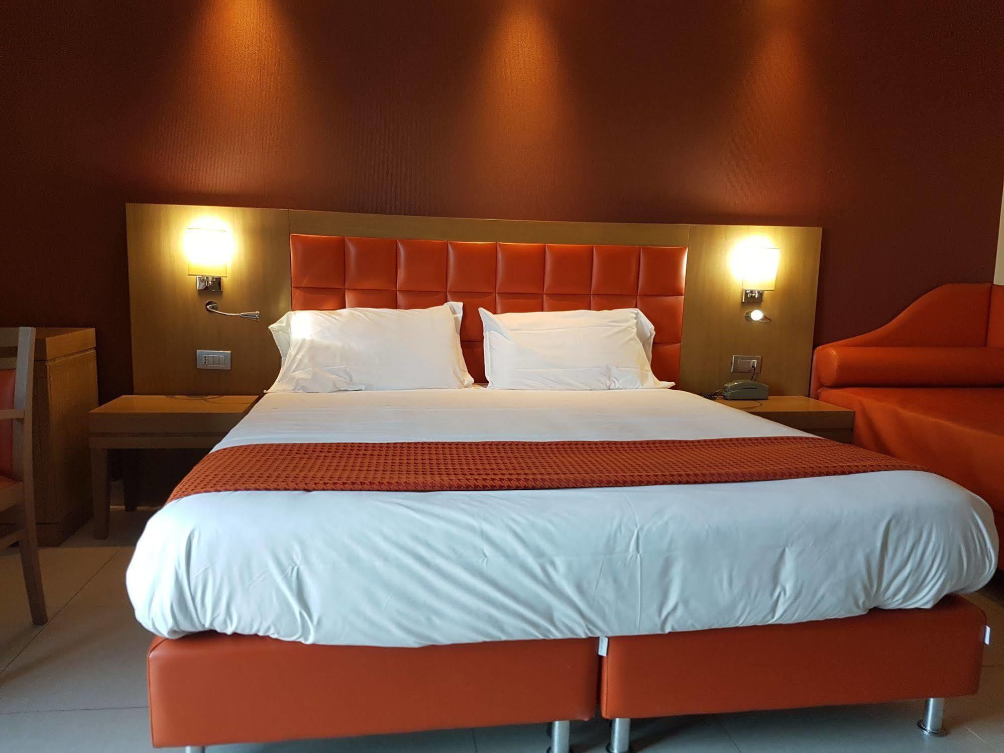 Hotel Ristorante La Campagnola Cassino Zewnętrze zdjęcie