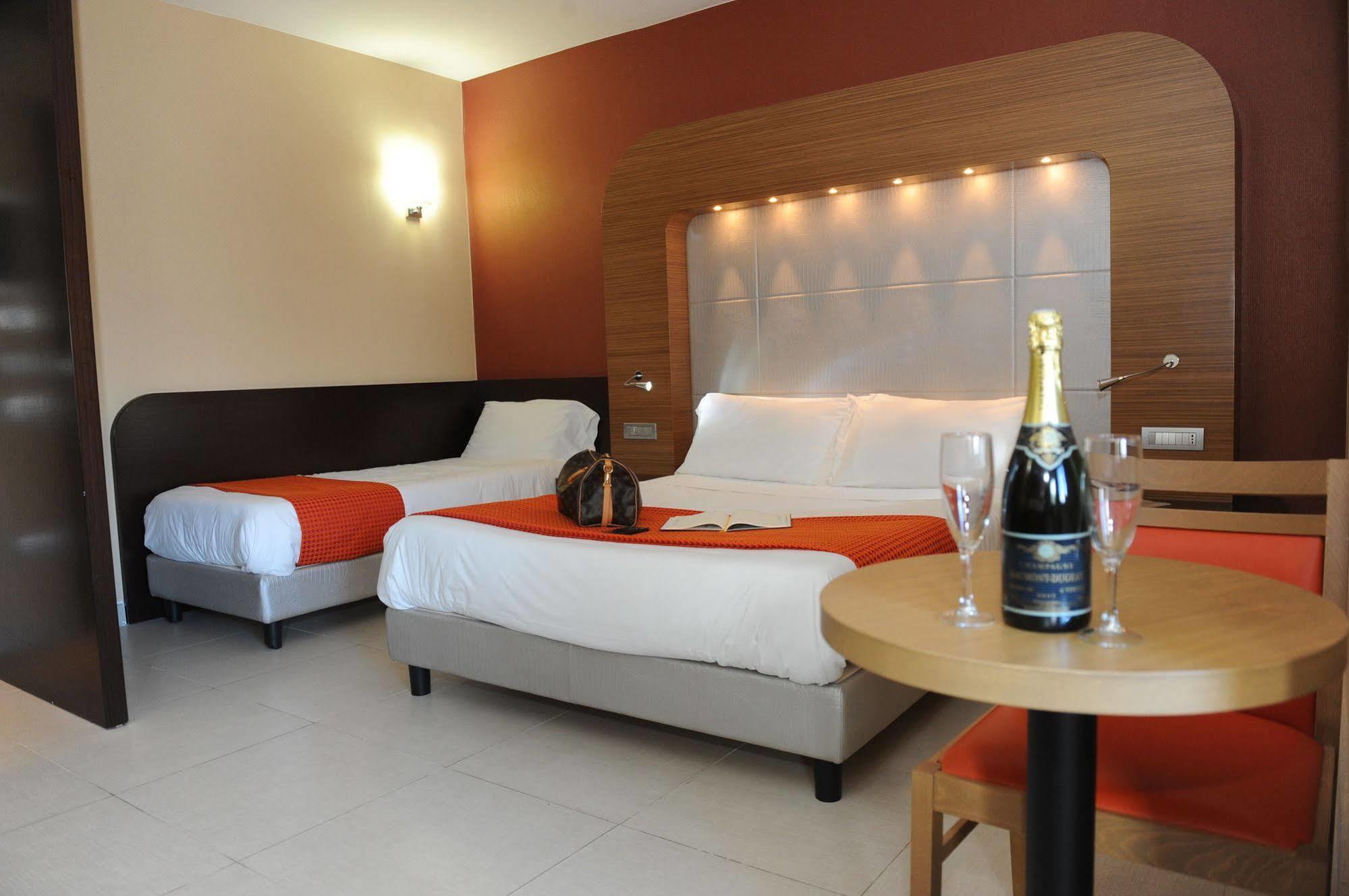 Hotel Ristorante La Campagnola Cassino Zewnętrze zdjęcie