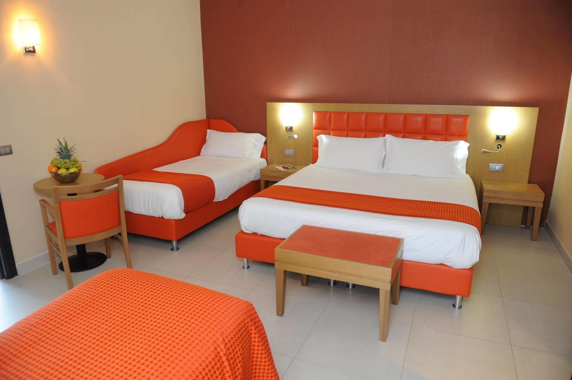 Hotel Ristorante La Campagnola Cassino Zewnętrze zdjęcie